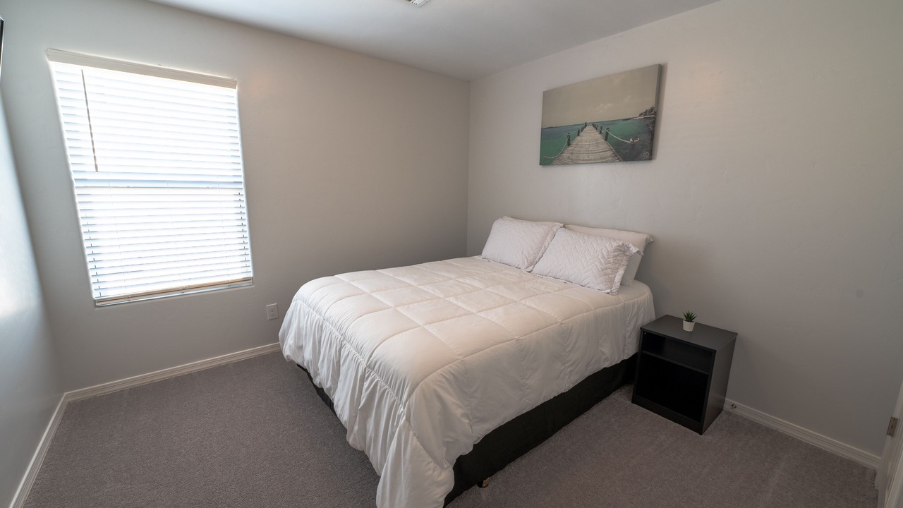 Photo of Bedroom in Holiday Shores