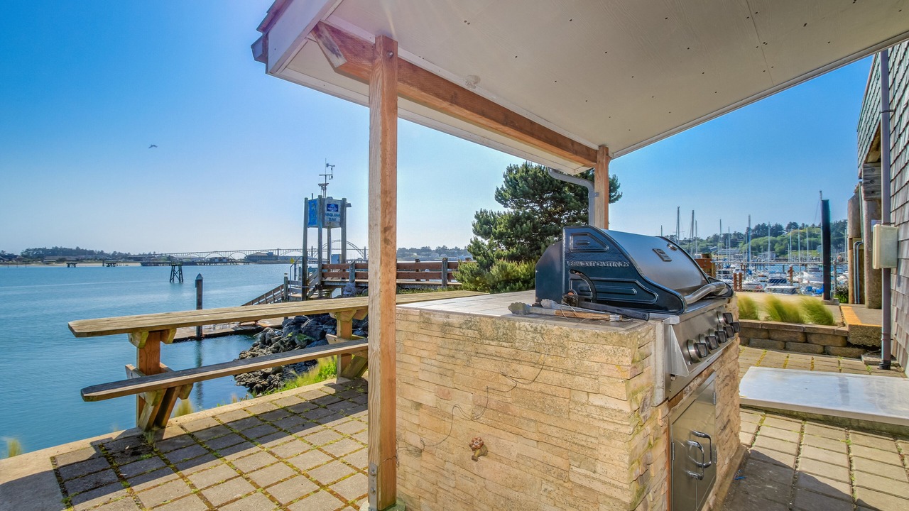 Photo of Patio Balcony in Historic Bayfront