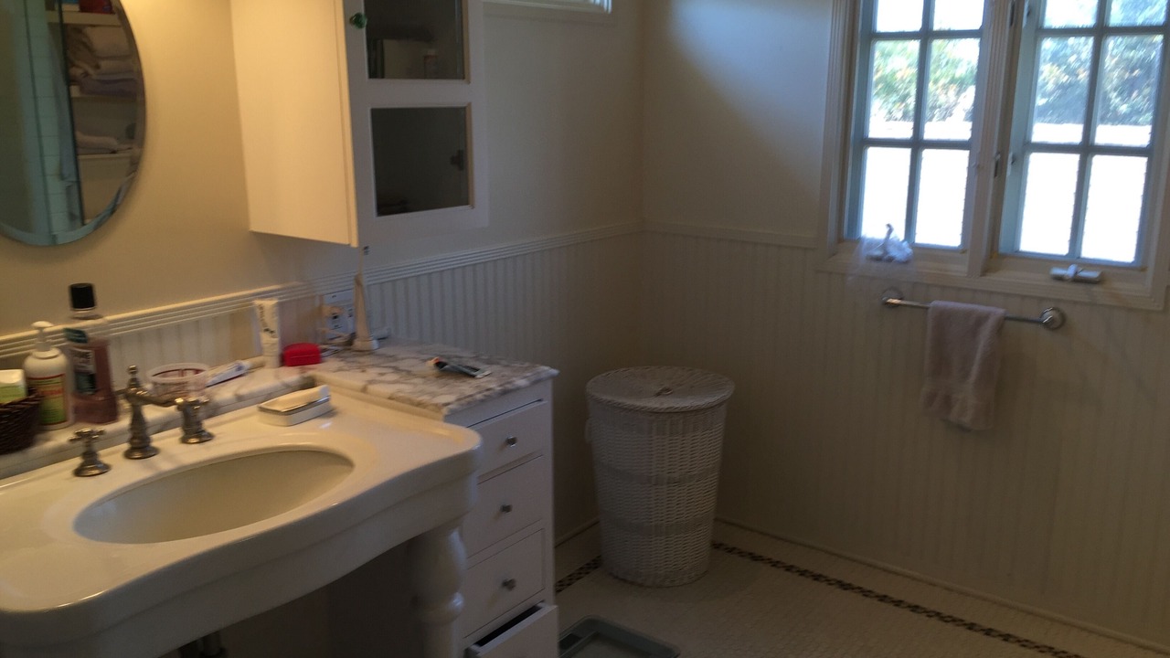Photo of Bathroom in Pacific Palisades