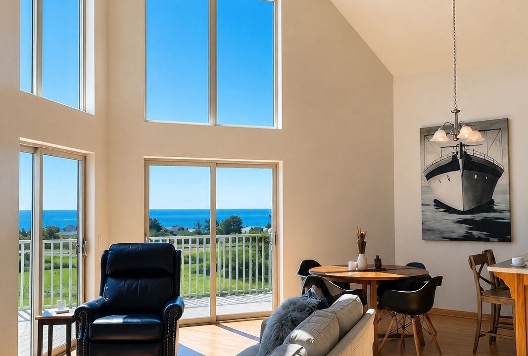Photo of Livingroom in Shelter Cove