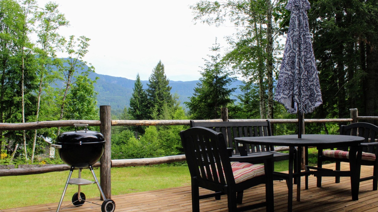 Photo of Others in Packwood