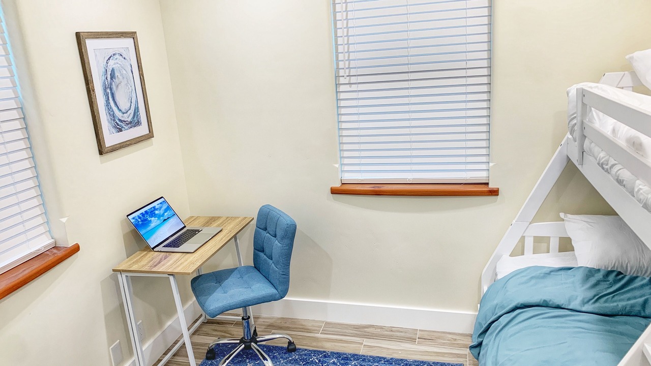 Photo of Bedroom in Shelter Cove