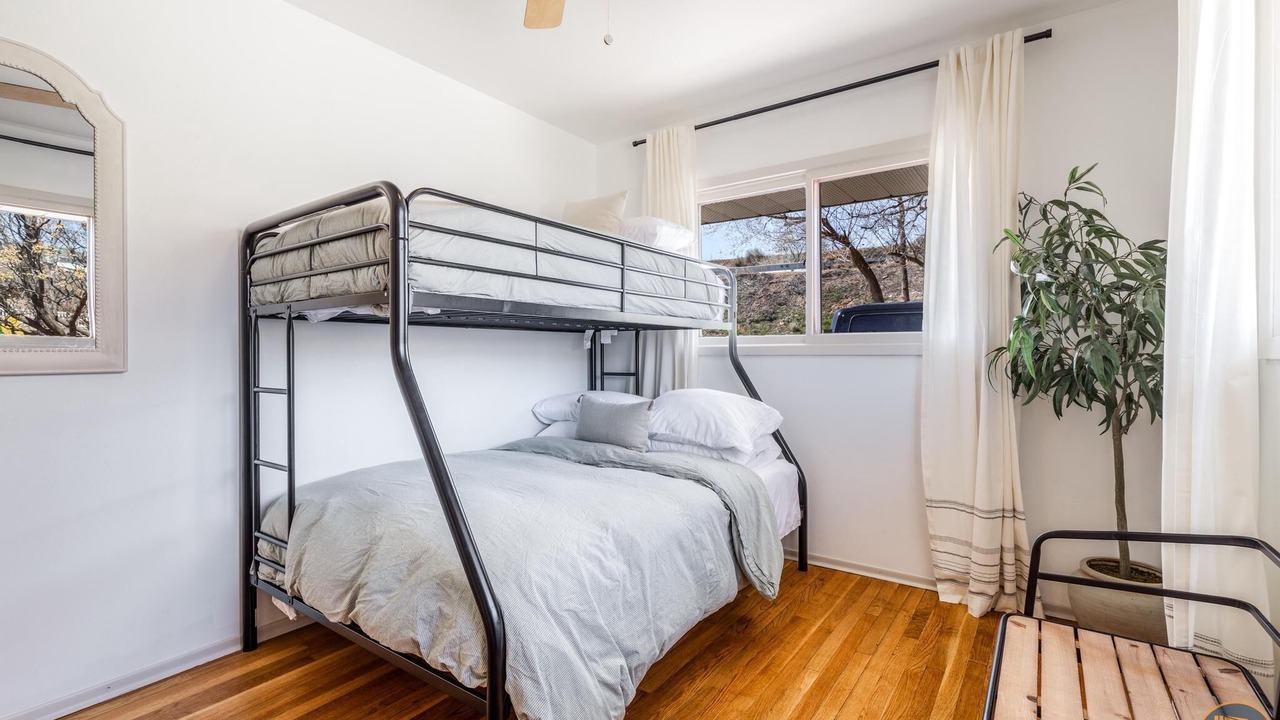 Photo of Bedroom in Toquerville