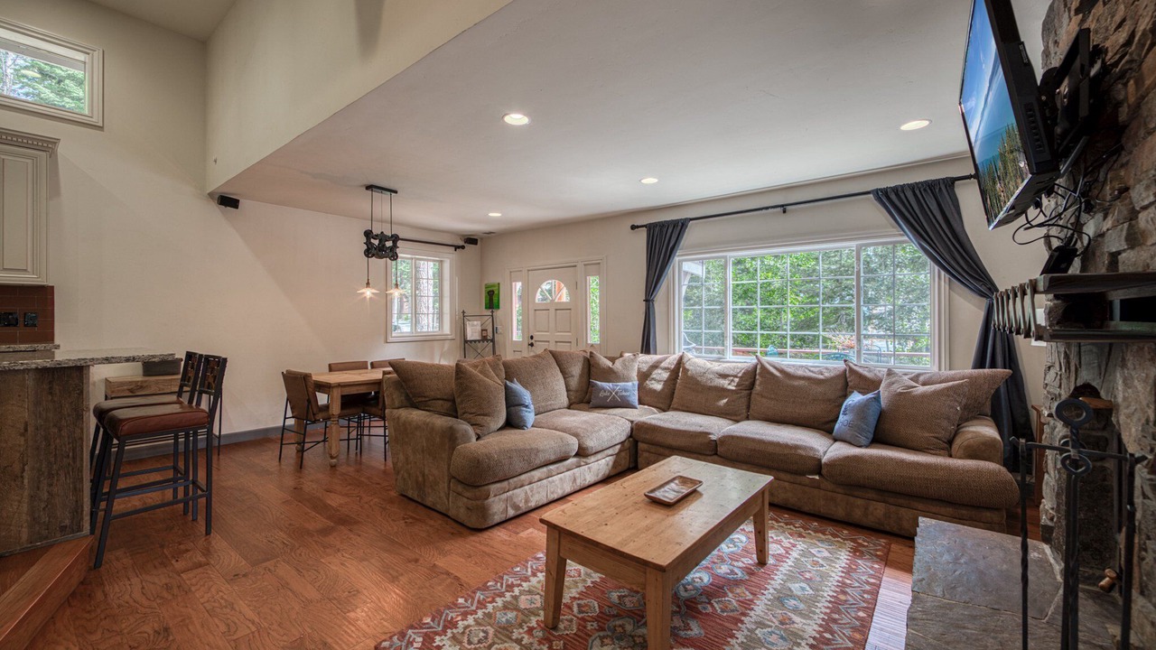 Photo of Livingroom in Ridgewood