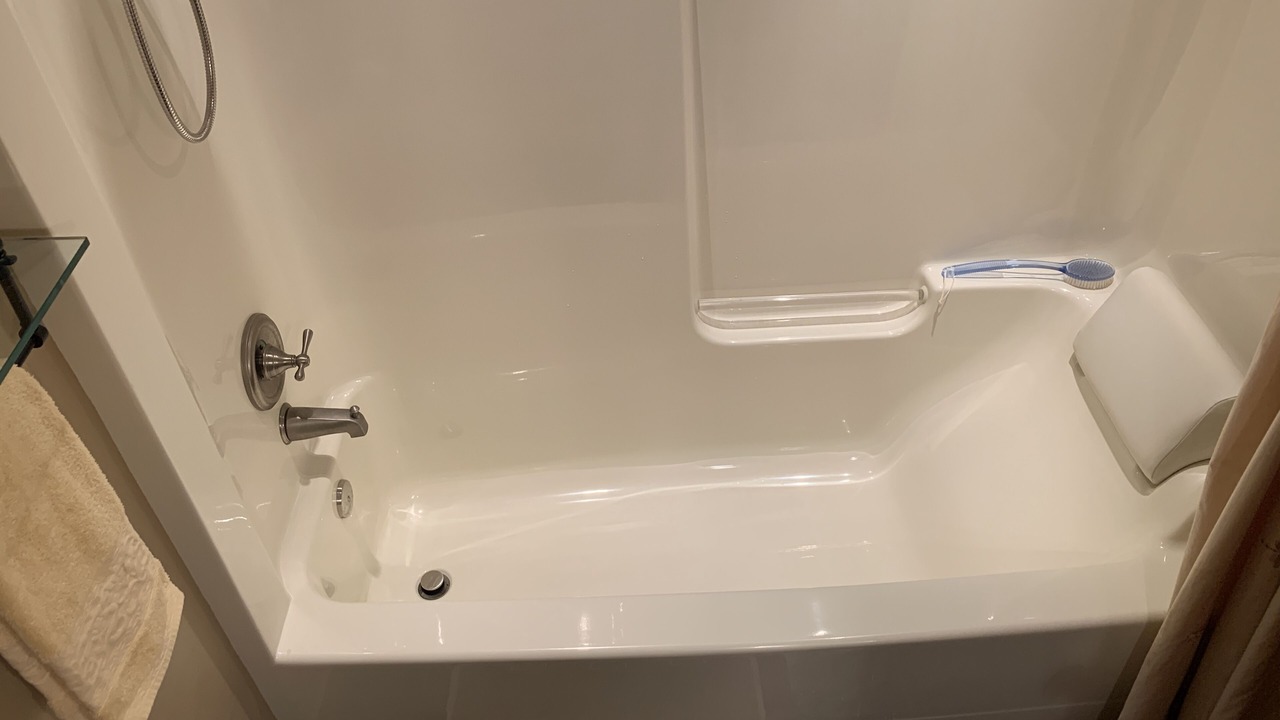 Photo of Bathroom in Alvadore
