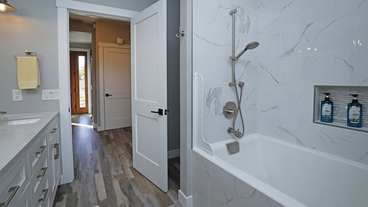 Photo of Bathroom in East San Roque