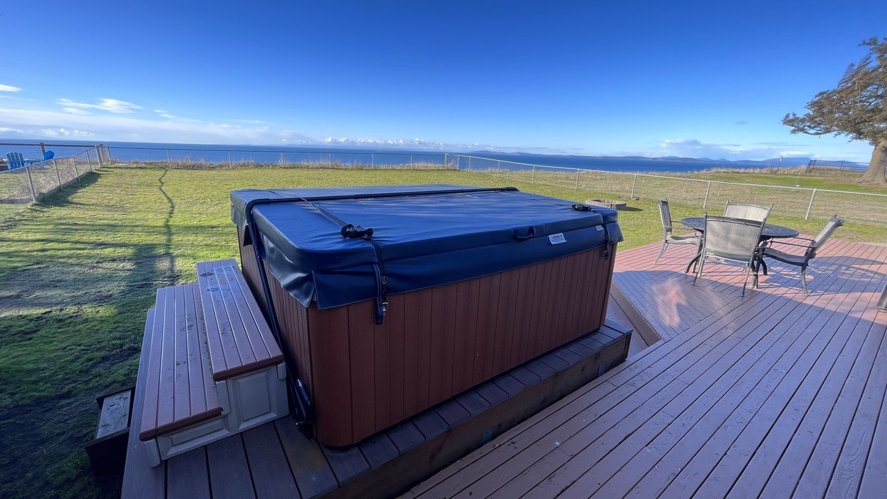 Photo of Patio Balcony in Oak Harbor