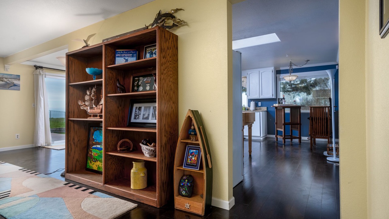 Photo of Bedroom in Oak Harbor