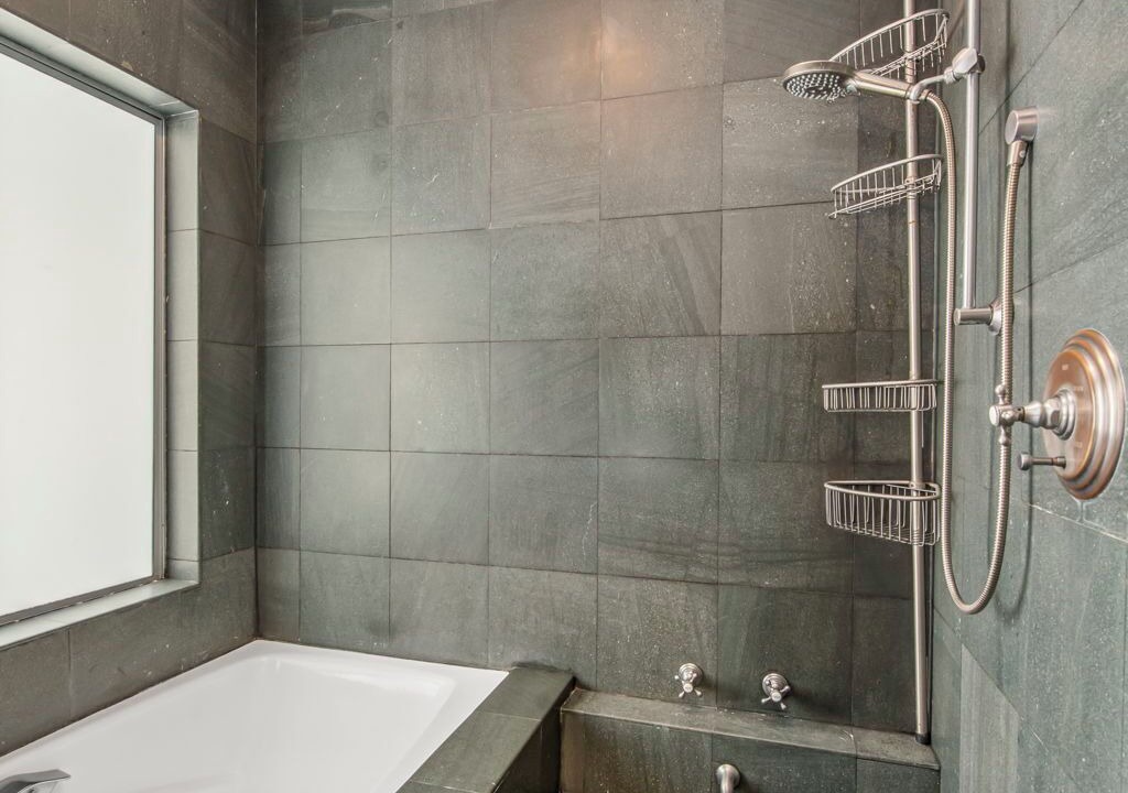Photo of Bathroom in Santa Monica Canyon
