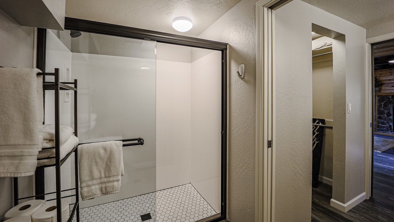 Photo of Bathroom in Munds Park