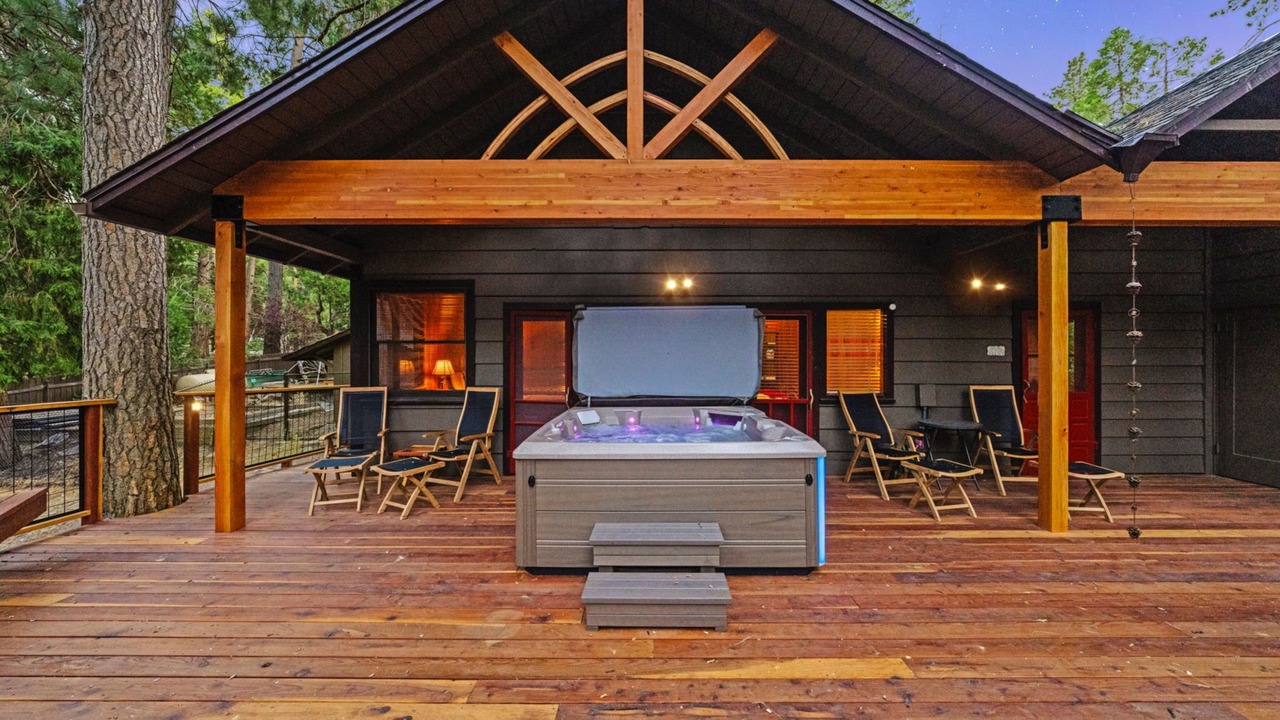 Photo of Patio Balcony in Idyllwild