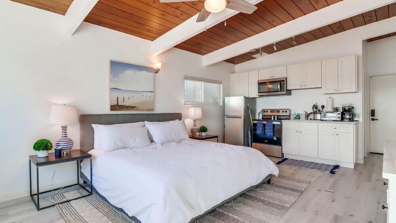 Photo of Bedroom in Central Mission Beach