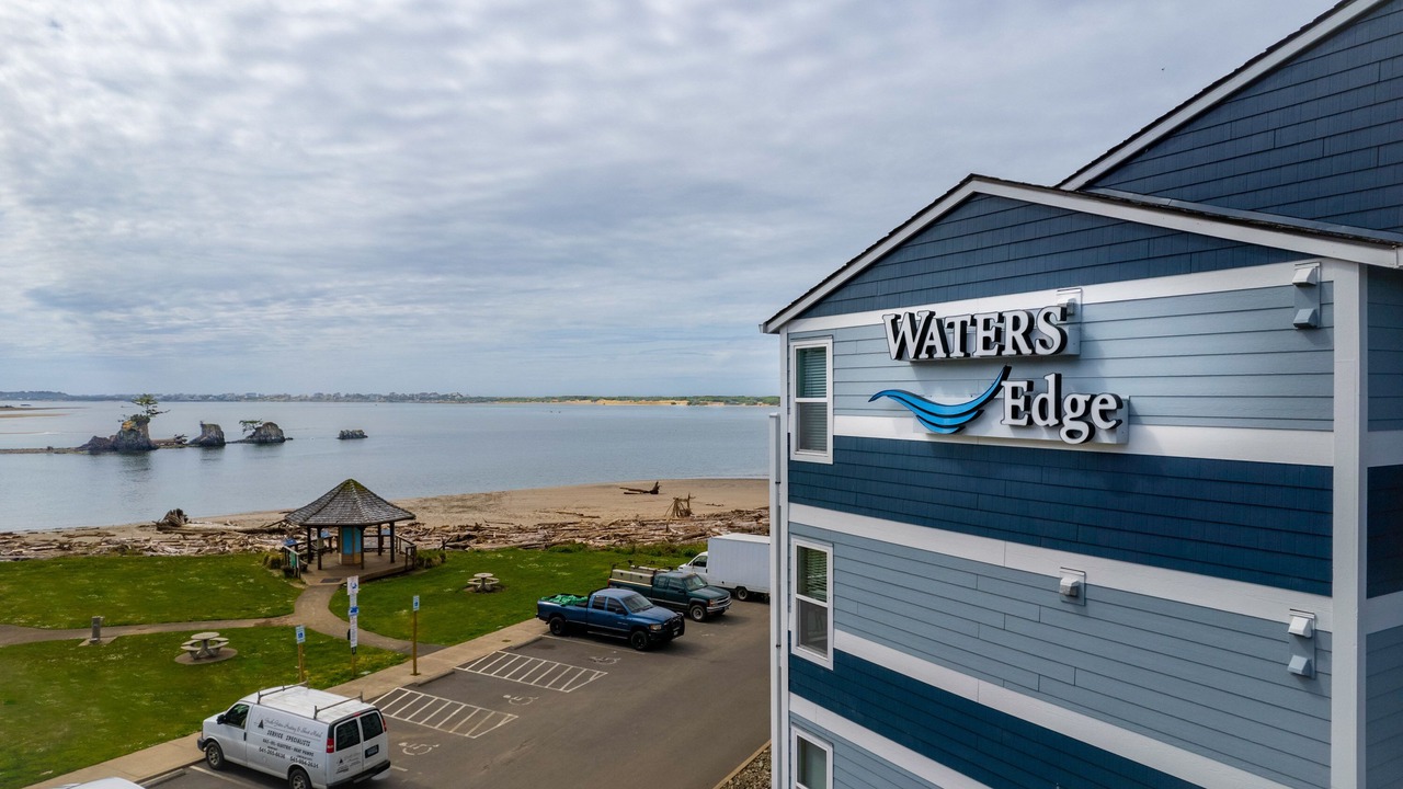Photo of Others in Lincoln City