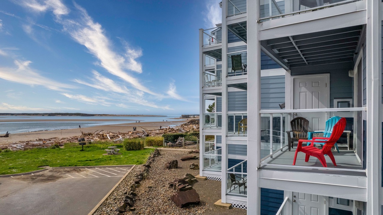 Photo of Others in Lincoln City