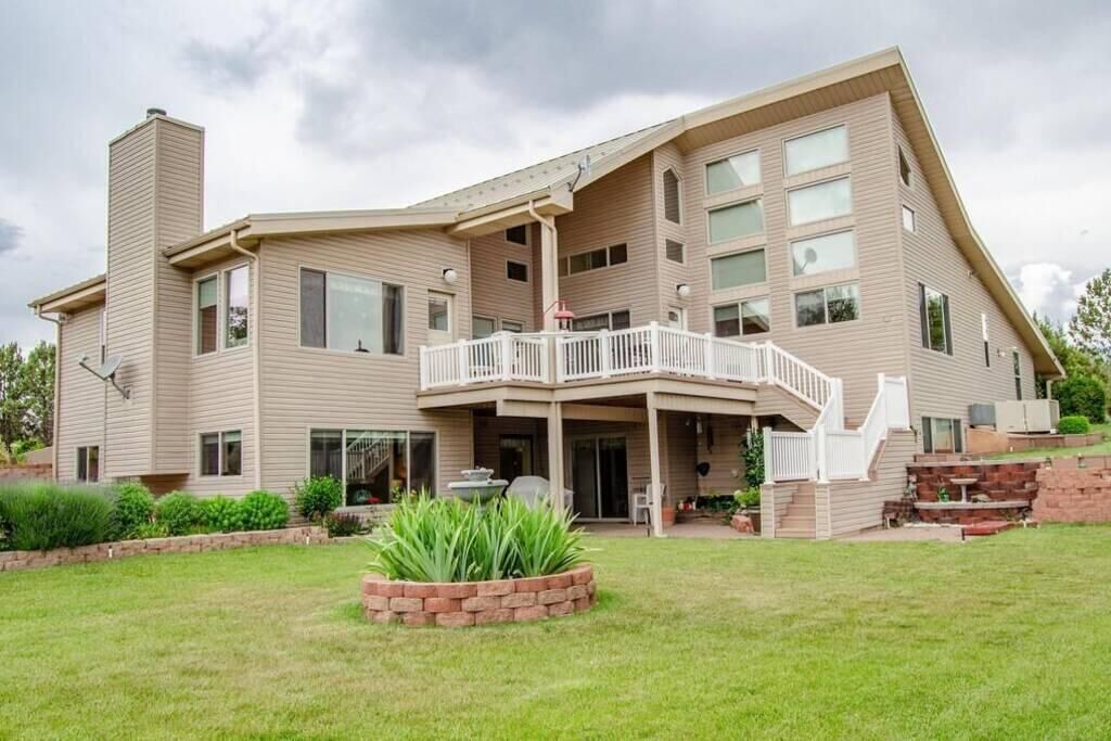 Photo of Outdoor in New Harmony