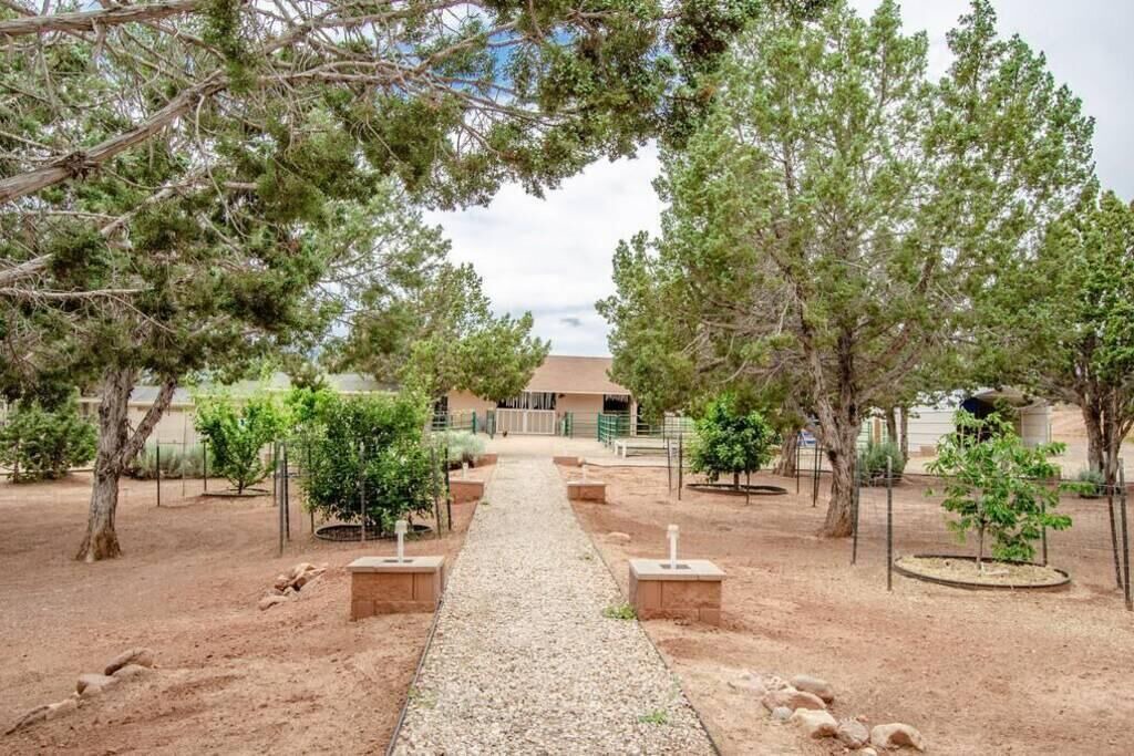 Photo of Outdoor in New Harmony