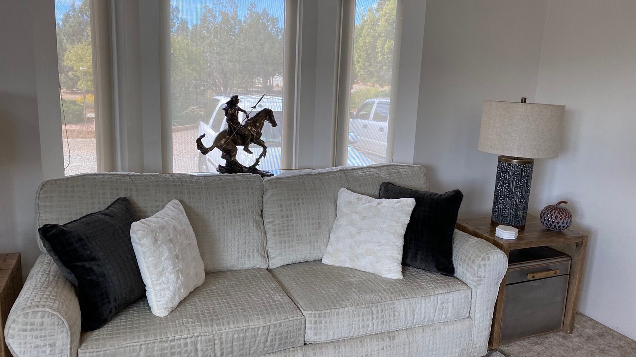 Photo of Livingroom in New Harmony