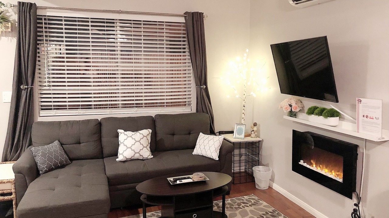 Photo of Livingroom in Sherman Oaks