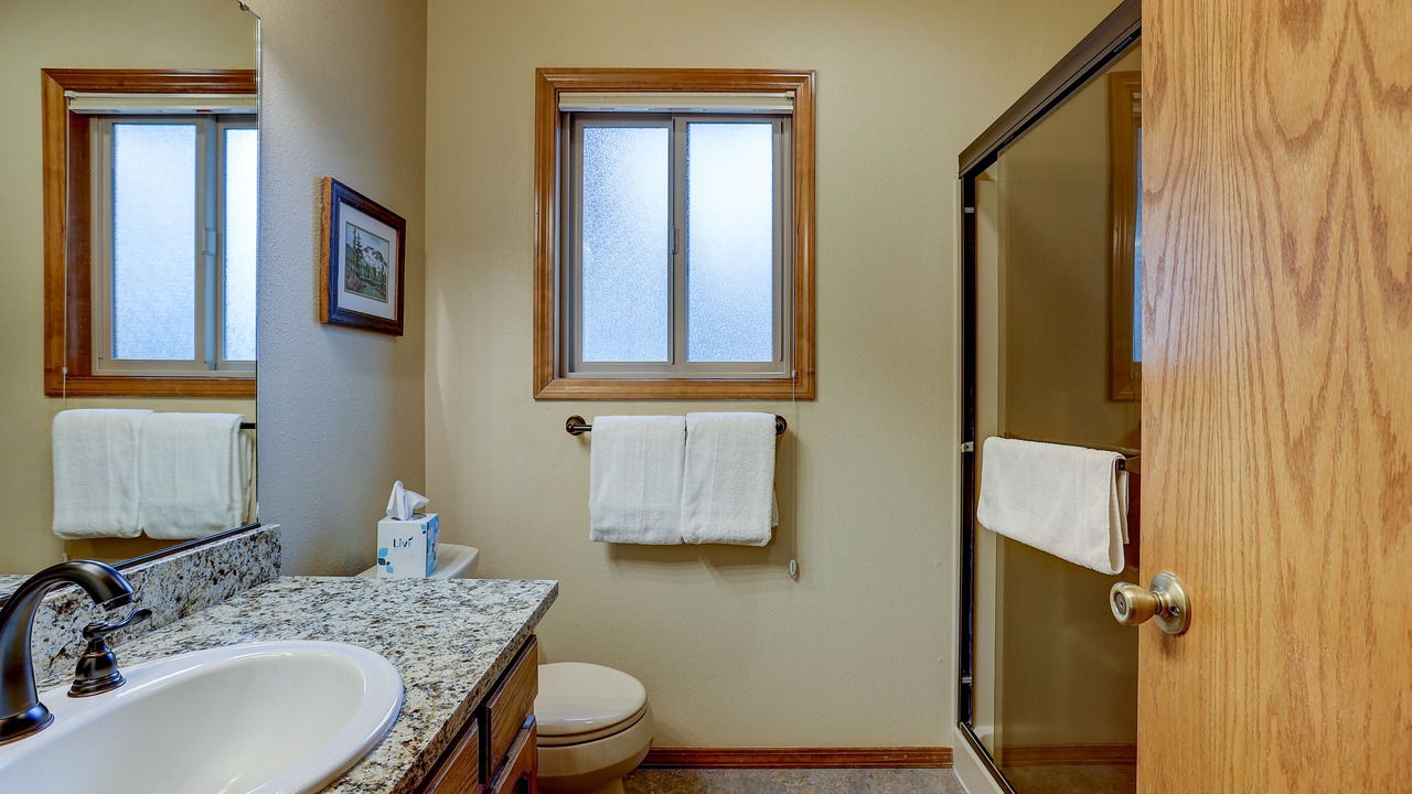 Photo of Bathroom in Sunriver
