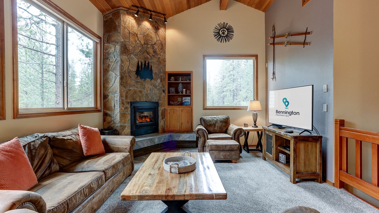 Photo of Livingroom in Sunriver