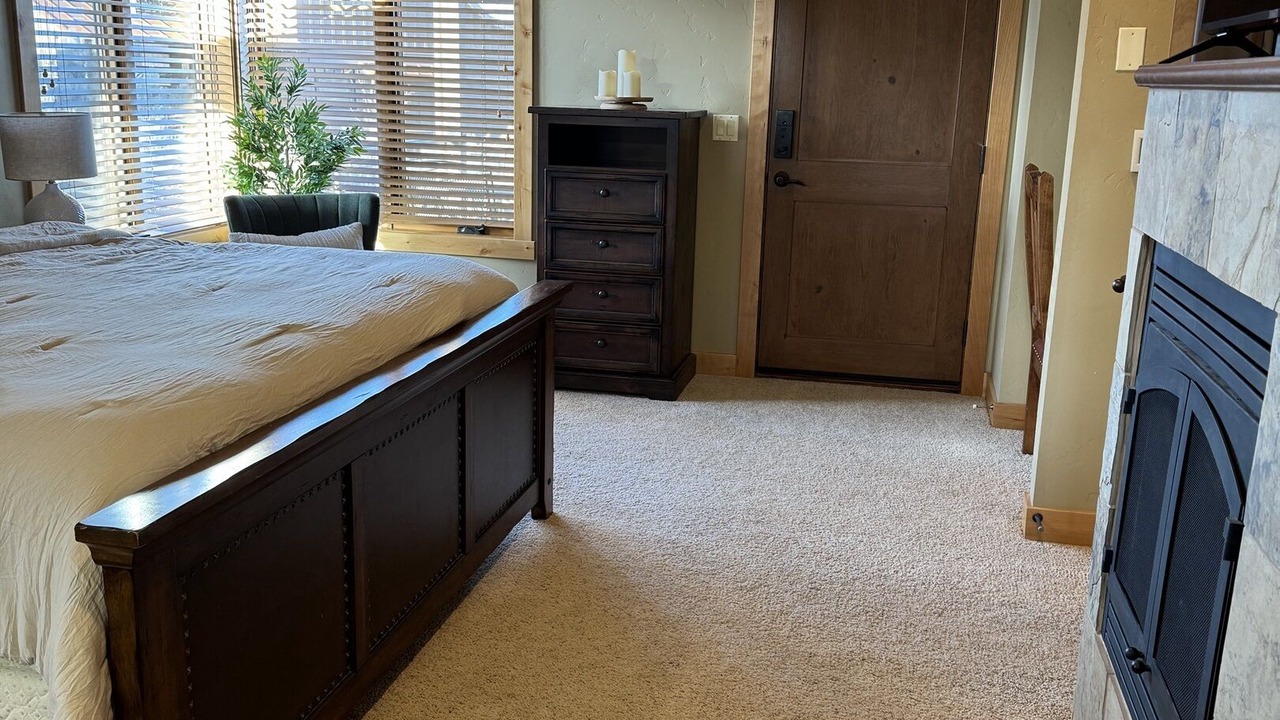 Photo of Bedroom in Powell Butte
