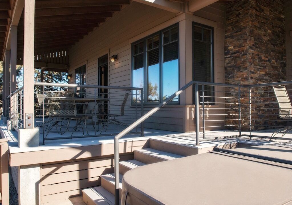 Photo of Patio Balcony in Powell Butte