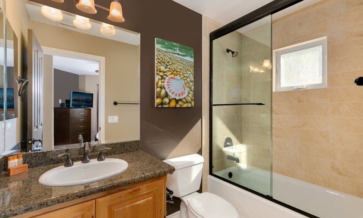 Photo of Bathroom in Crown Point