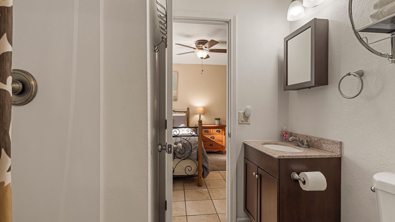 Photo of Bathroom in Peninsula Village