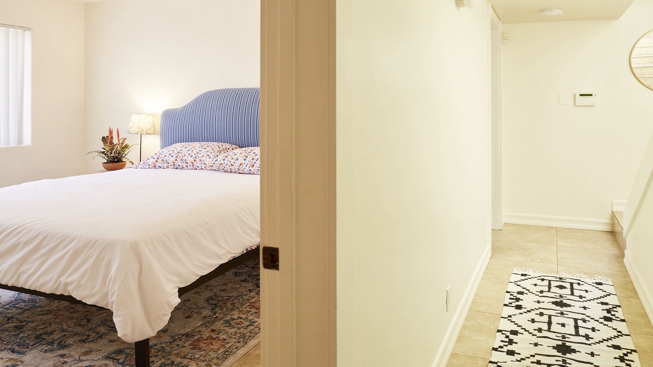 Photo of Bedroom in Cardiff-by-the-Sea