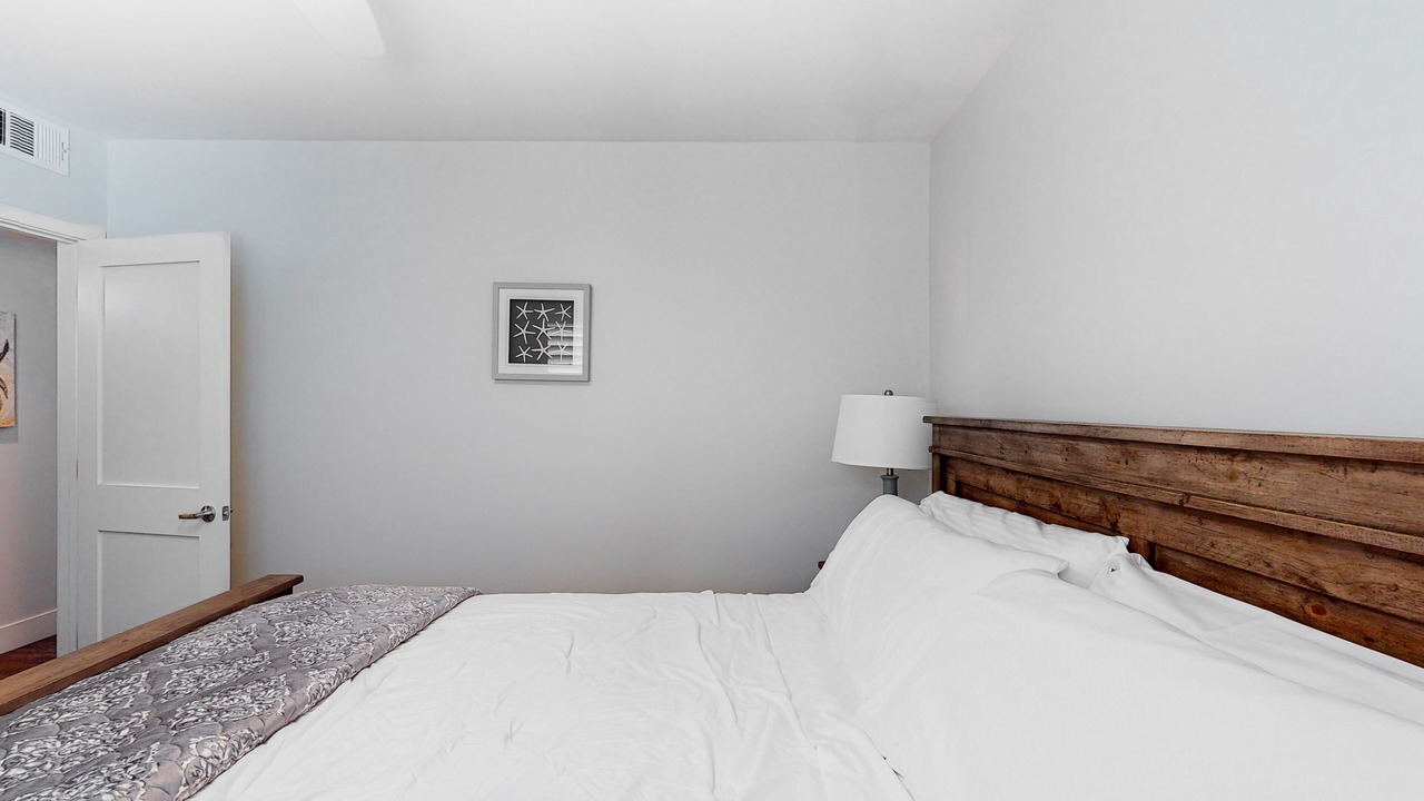 Photo of Bedroom in South Oceanside