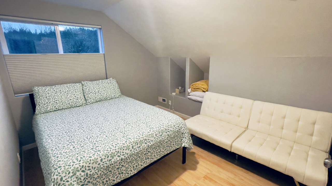 Photo of Bedroom in Eugene