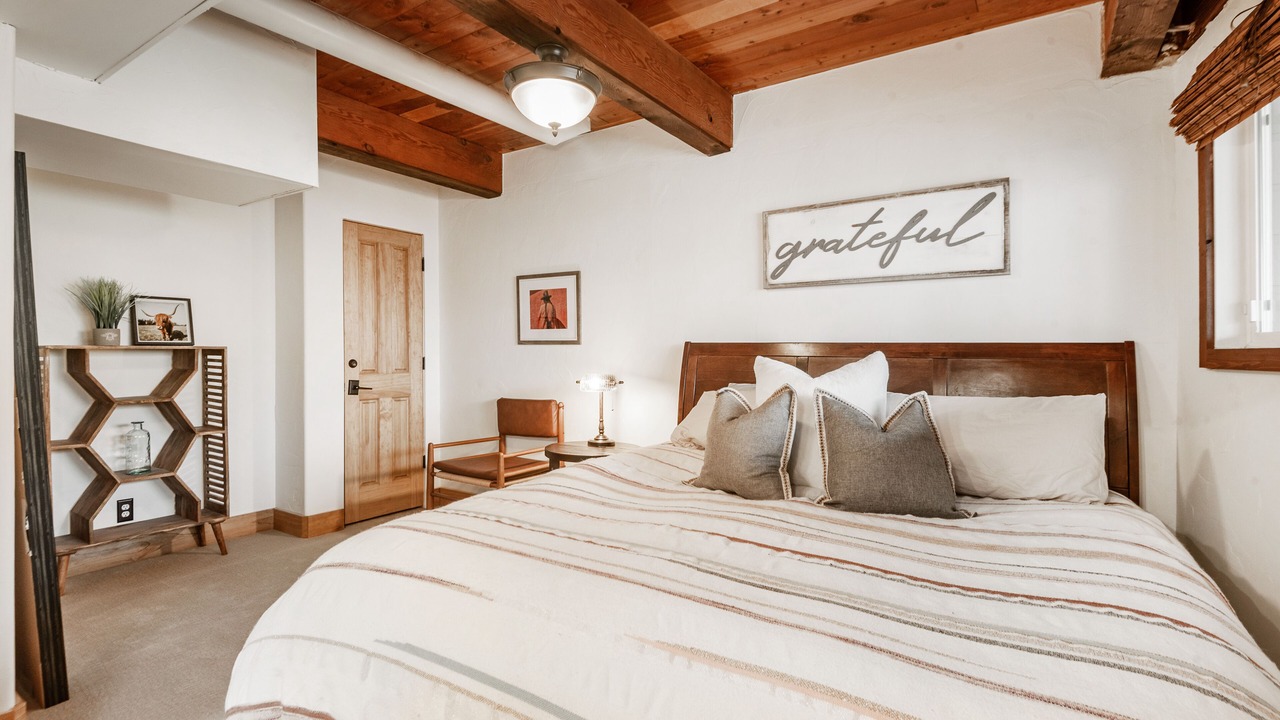Photo of Bedroom in Sundance