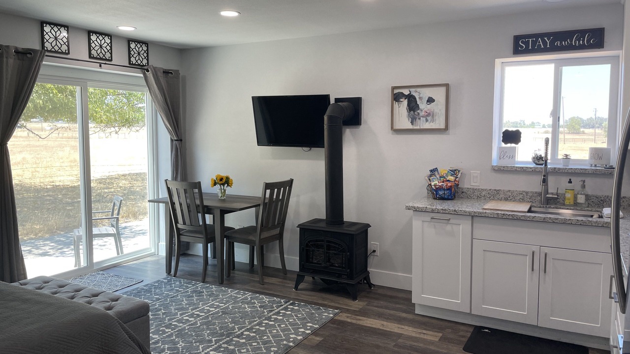 Photo of Bedroom in Red Bluff