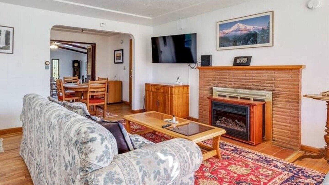 Photo of Livingroom in Centennial