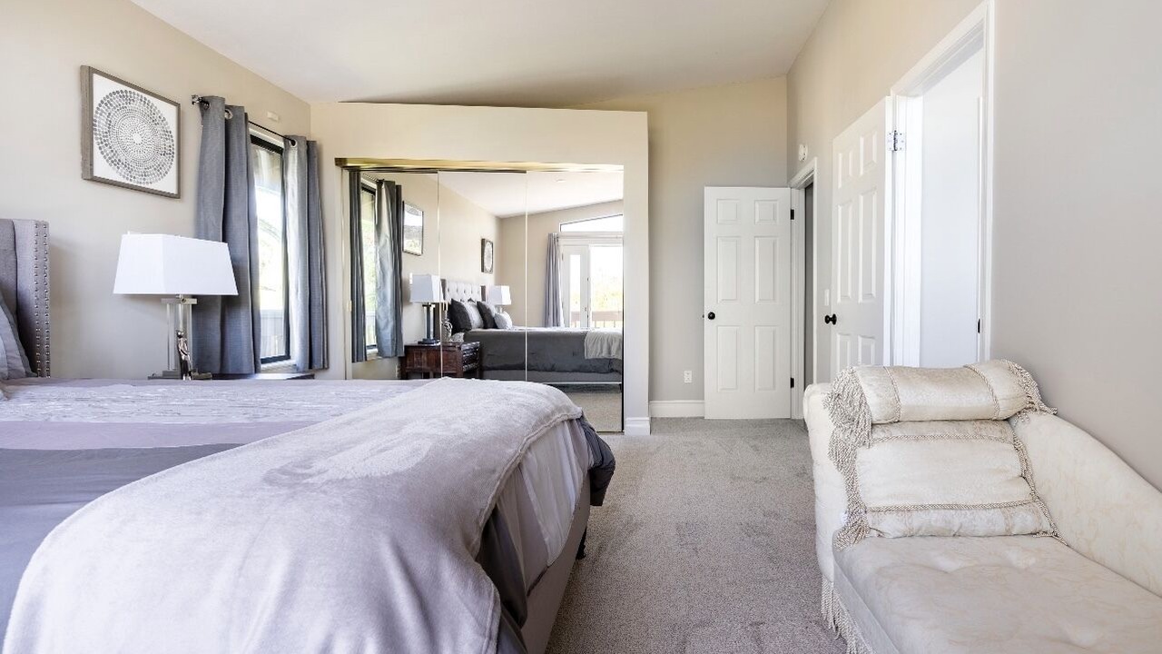 Photo of Bedroom in Valley Center