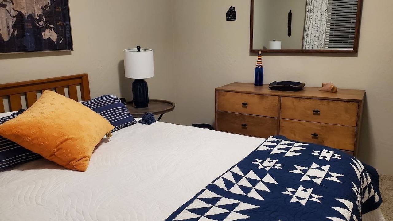 Photo of Bedroom in Eagle Point