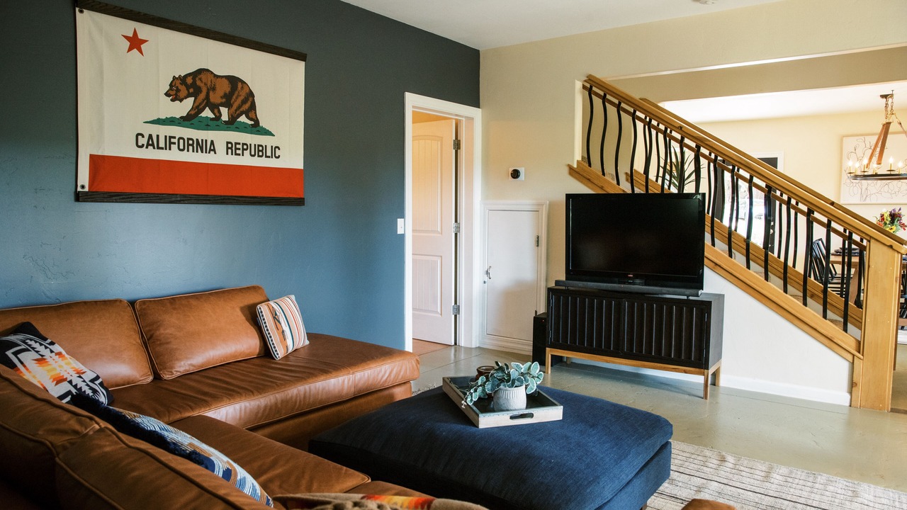 Photo of Livingroom in Nevada City