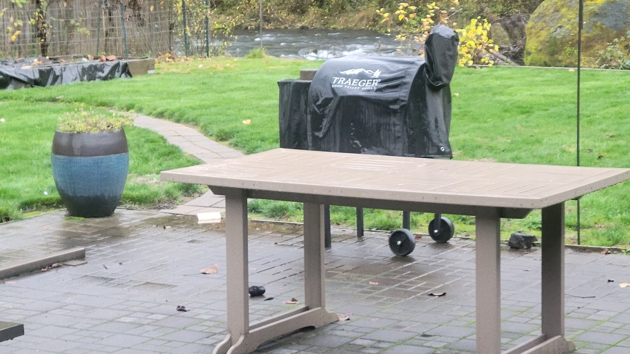 Photo of Outdoor in Oakridge