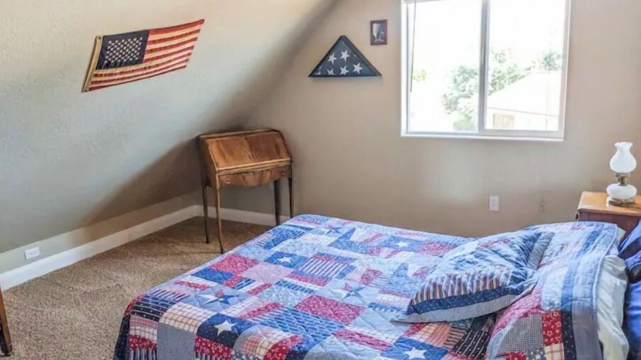 Photo of Bedroom in Fredonia