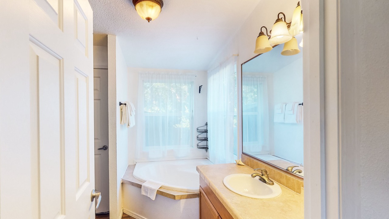 Photo of Bathroom in Port Orford