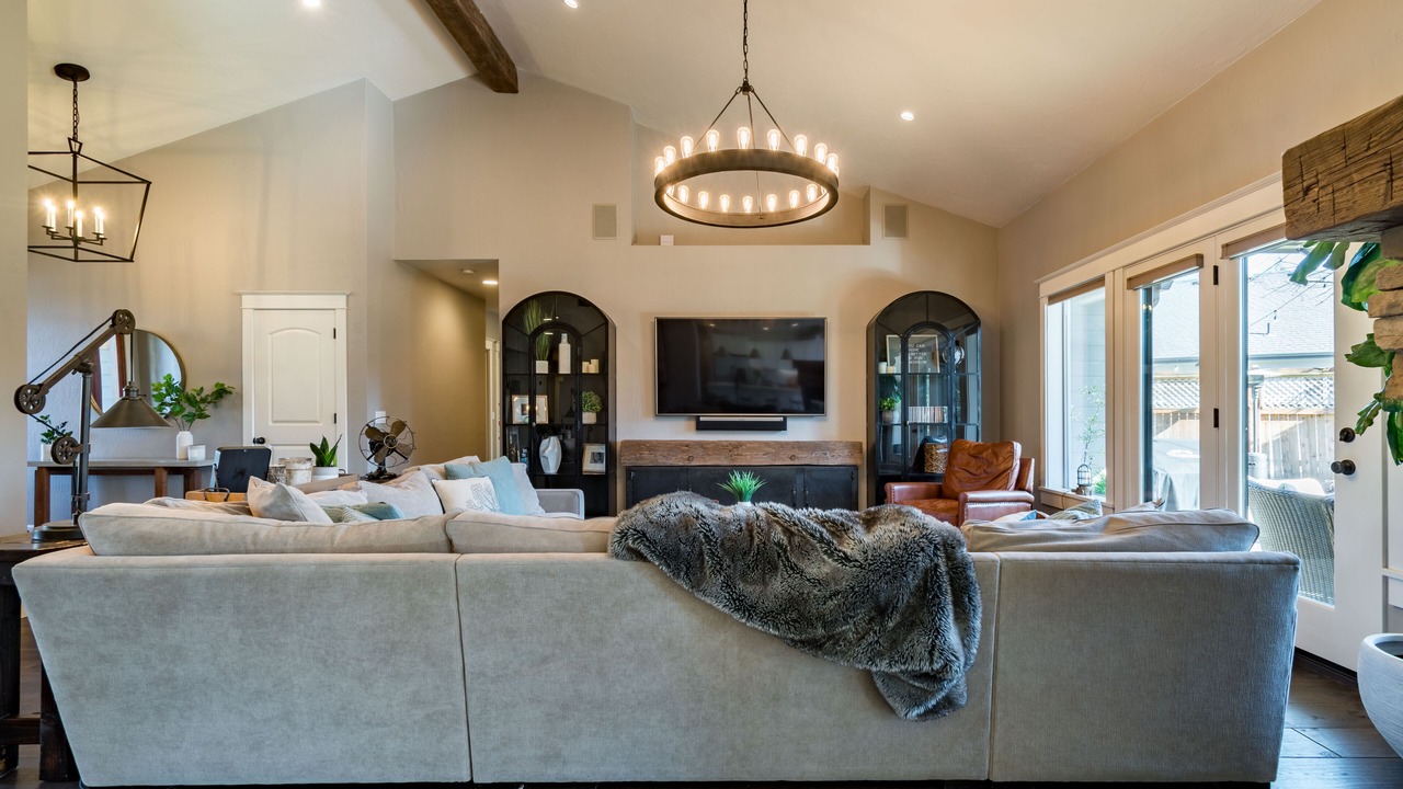 Photo of Livingroom in Eugene