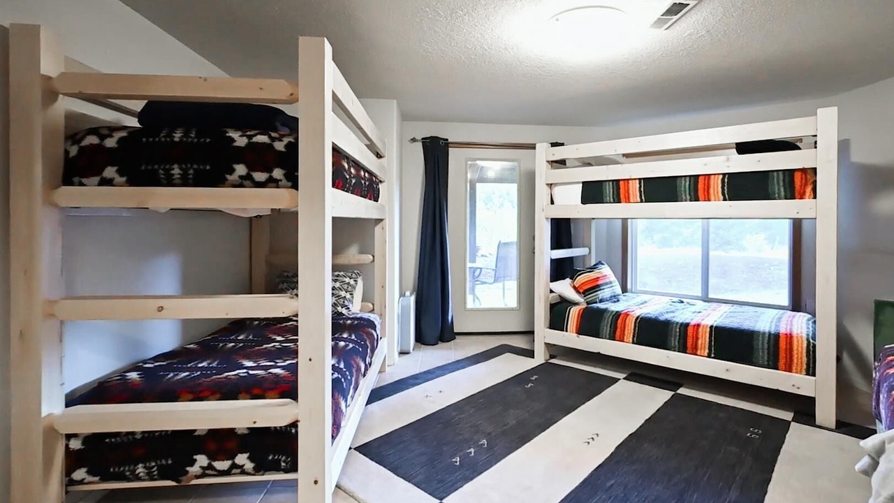Photo of Bedroom in Rhododendron