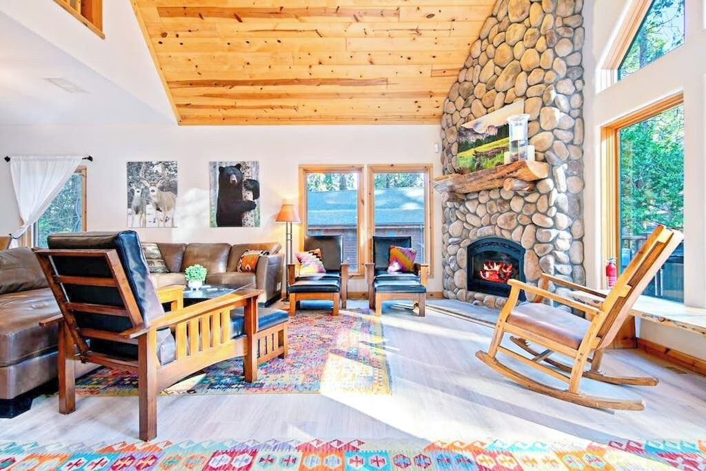 Photo of Livingroom in Yosemite National Park