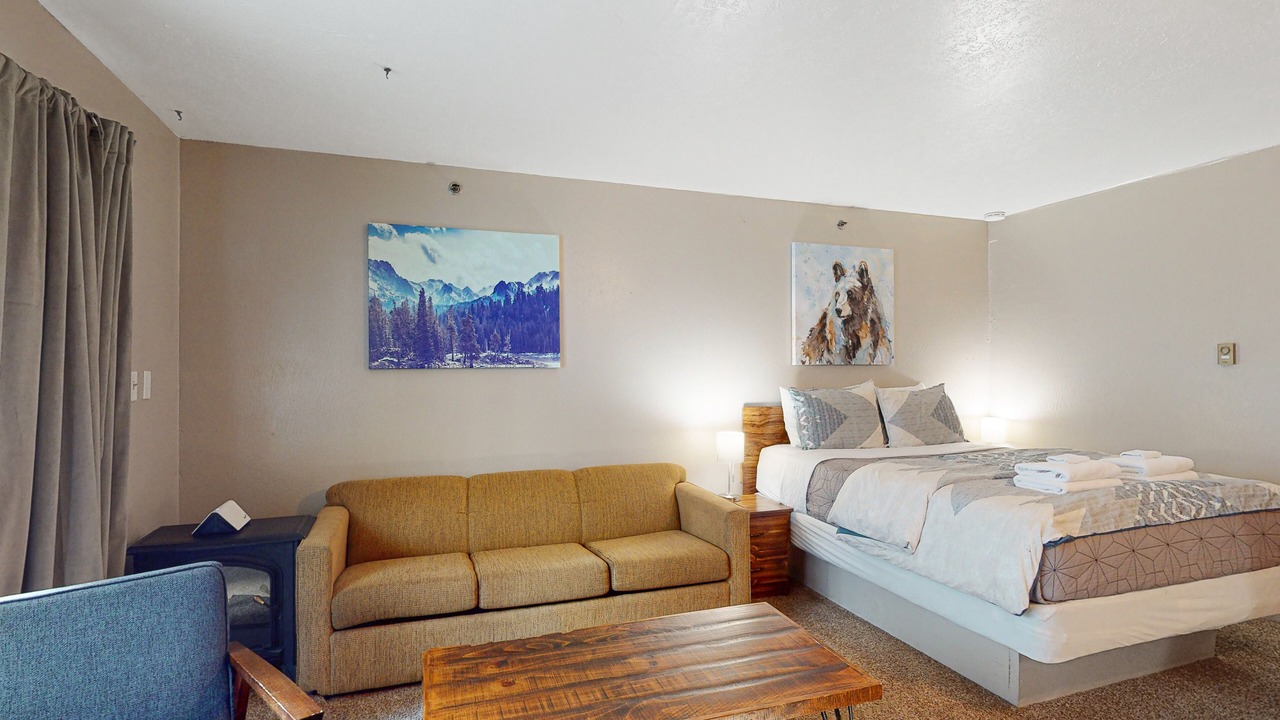 Photo of Bedroom in Yosemite National Park