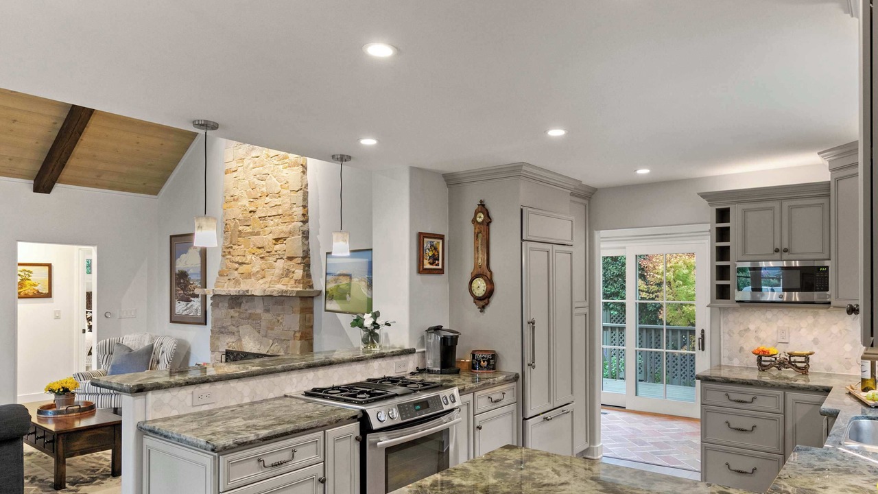 Photo of Kitchen in Northwest Carmel
