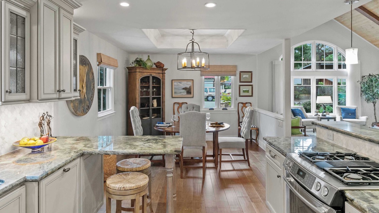 Photo of Kitchen in Northwest Carmel