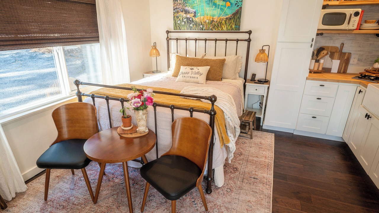 Photo of Bedroom in Cedar Ridge