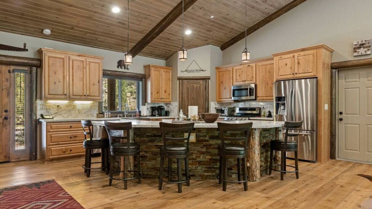 Photo of Kitchen in Eagle Mountain Estates