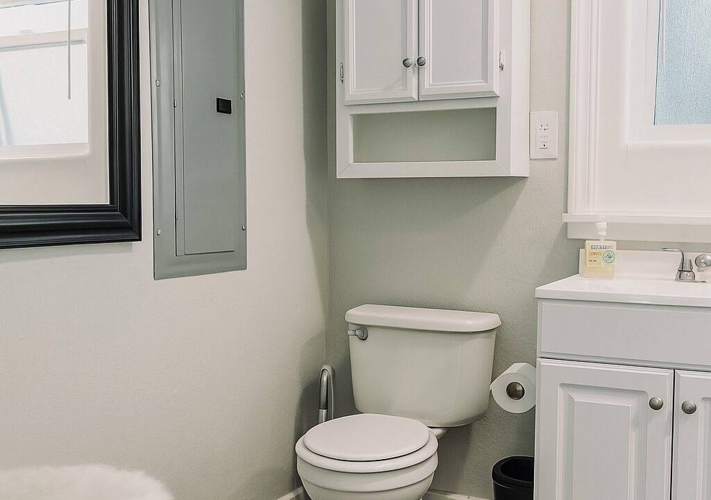 Photo of Bathroom in Keizer