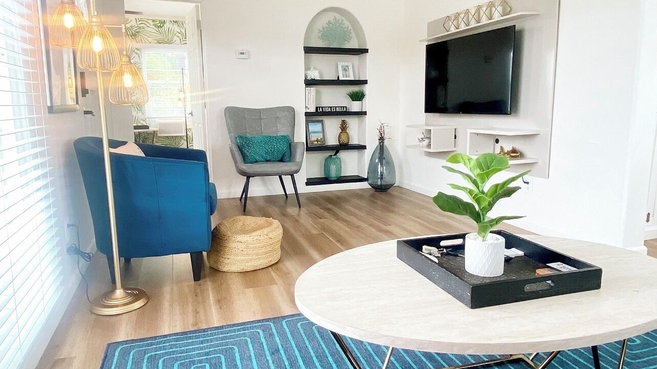 Photo of Livingroom in Crown Point
